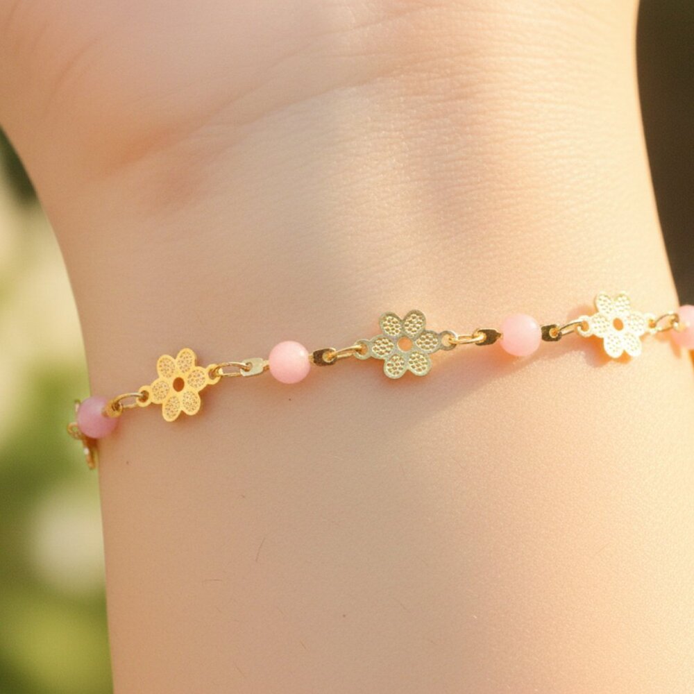 "Trendy Handmade Bracelet – A Stylish Gift for Women & Girls, MAR091053